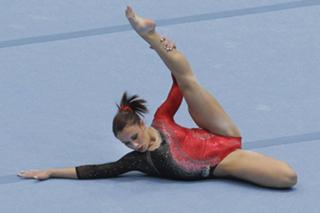 Vanessa Ferrari feet photo thumbnail