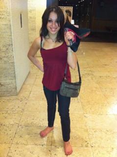 Vanessa Ferrari feet photo thumbnail