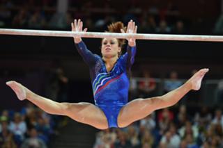 Vanessa Ferrari feet photo thumbnail