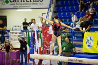 Vanessa Ferrari feet photo thumbnail