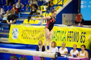 Vanessa Ferrari feet photo thumbnail