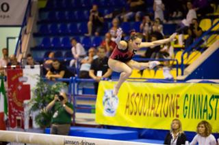 Vanessa Ferrari feet photo thumbnail