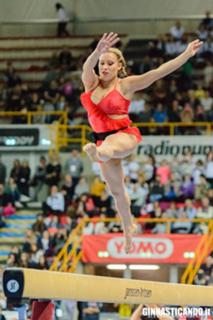 Vanessa Ferrari feet photo thumbnail