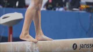 Vanessa Ferrari feet photo thumbnail