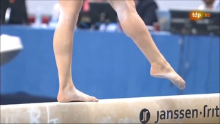 Vanessa Ferrari feet photo thumbnail