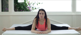 Vanessa Ferrari feet photo thumbnail