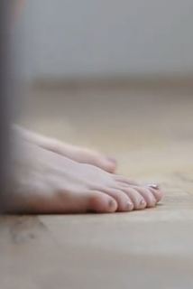 Vanessa Ferrari feet photo thumbnail