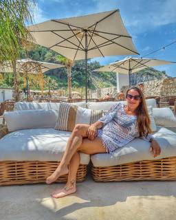 Vanessa Ferrari feet photo thumbnail