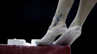 Vanessa Ferrari feet photo thumbnail