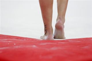 Vanessa Ferrari feet photo thumbnail