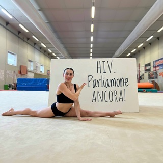 Vanessa Ferrari feet photo thumbnail