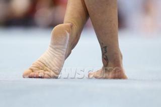 Vanessa Ferrari feet photo thumbnail