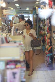 Vanessa Giácomo feet photo thumbnail