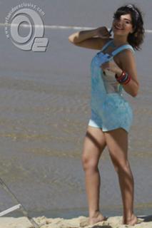 Vanessa Giácomo feet photo thumbnail