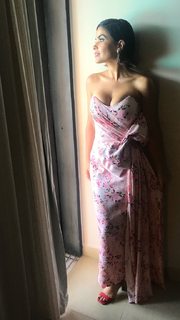 Vanessa Giácomo feet photo thumbnail