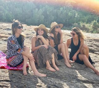 Vanessa Giácomo feet photo thumbnail