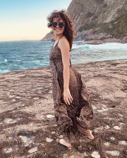 Vanessa Giácomo feet photo thumbnail