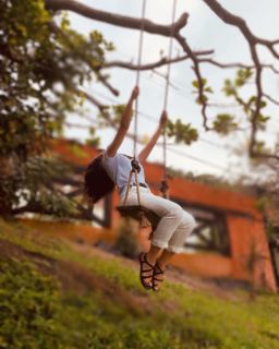 Vanessa Giácomo feet photo thumbnail