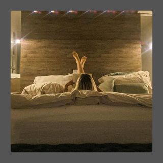 Vanessa Giácomo feet photo thumbnail