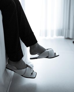 Vanessa Giácomo feet photo thumbnail