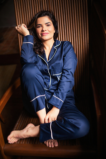 Vanessa Giácomo feet photo thumbnail