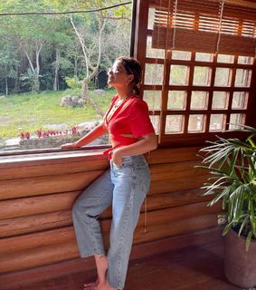 Vanessa Giácomo feet photo thumbnail