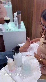 Vanessa Giácomo feet photo thumbnail