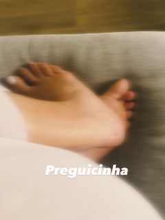 Vanessa Giácomo feet photo 3