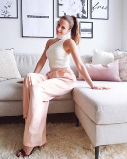 Vanessa Grimaldi feet photo 4