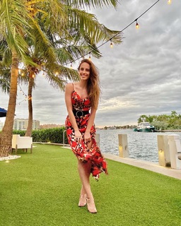 Vanessa Grimaldi feet photo 1