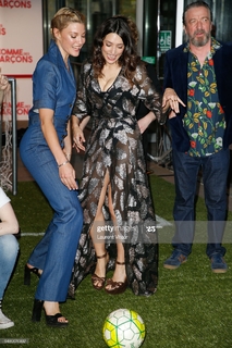 Vanessa Guide feet photo 8