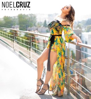 Vanessa Guzmán feet photo 3