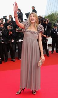 Vanessa Hessler feet photo 2