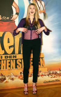Vanessa Hessler feet photo 18