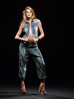 Vanessa Hessler feet photo 10