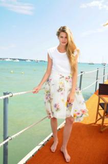 Vanessa Hessler feet photo 8