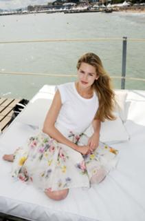 Vanessa Hessler feet photo 7
