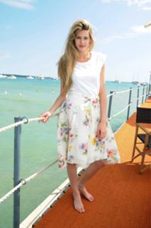 Vanessa Hessler feet photo 6