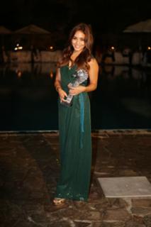 Vanessa Hudgens feet photo thumbnail