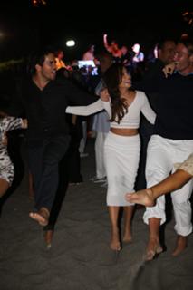 Vanessa Hudgens feet photo thumbnail