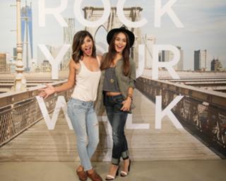 Vanessa Hudgens feet photo thumbnail