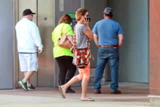 Vanessa Hudgens feet photo thumbnail
