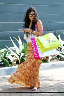 Vanessa Hudgens feet photo thumbnail