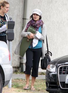 Vanessa Hudgens feet photo thumbnail