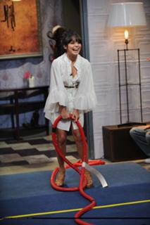 Vanessa Hudgens feet photo thumbnail