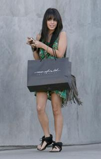 Vanessa Hudgens feet photo thumbnail