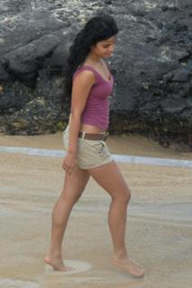 Vanessa Hudgens feet photo thumbnail