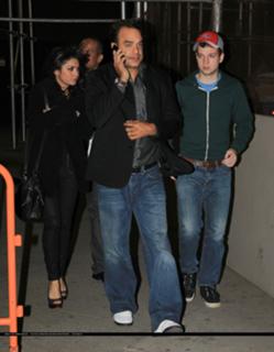 Vanessa Hudgens feet photo thumbnail