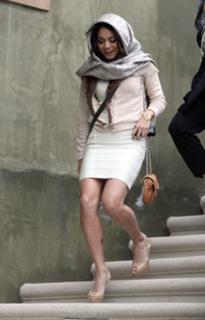 Vanessa Hudgens feet photo thumbnail