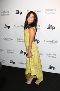 Vanessa Hudgens feet photo thumbnail